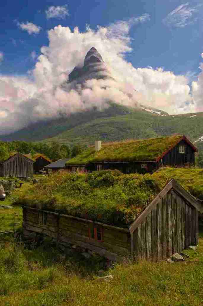 norwegian-fairytale-architecture-7